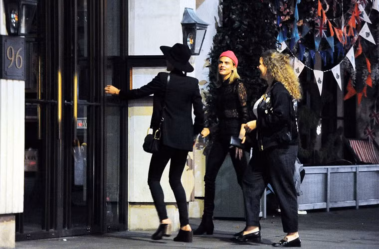 Hành động hiến tặng toàn bộ số tiền có được sau thỏa thuận ly hôn đã giúp nữ diễn viên lưỡng tính thoát tiếng xấu đào mỏ Johnny Depp.