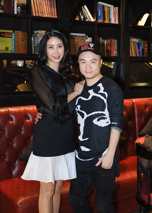 Hoa hậu Việt Nam 1992 cũng là người bạn lâu năm của NTK Đỗ Mạnh Cường.