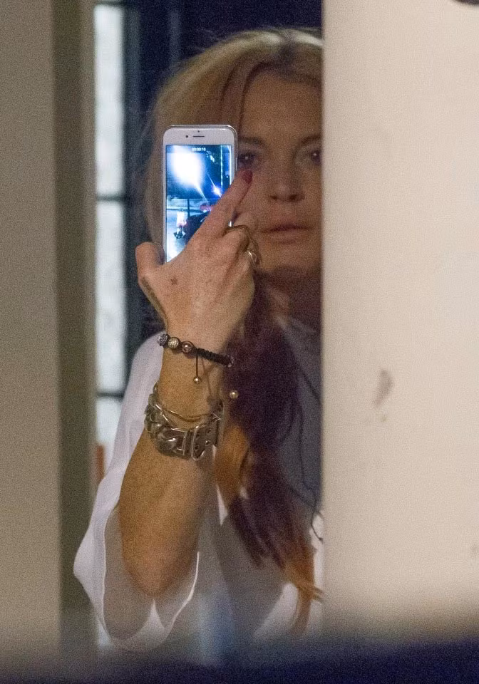 Cảnh sát đã tới hiện trường nhưng không ai bị buộc tội. Sau đó, Lindsay đã rời khỏi London và không gặp Egor từ lúc đó.