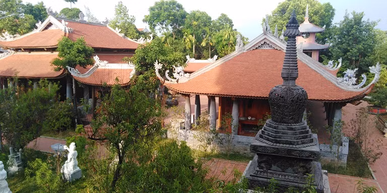 Chùa Biện Sơn hiện là cơ sở Phật giáo lớn của tỉnh Vĩnh Phúc. Chùa Biện Sơn được xếp hạng di tích lịch sử cấp Quốc gia vào năm 1996. Ảnh: Báo Vĩnh Phúc.