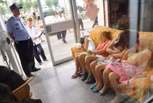 Trung Quoc pha duong day gai goi cao cap gia 160 trieu/dem