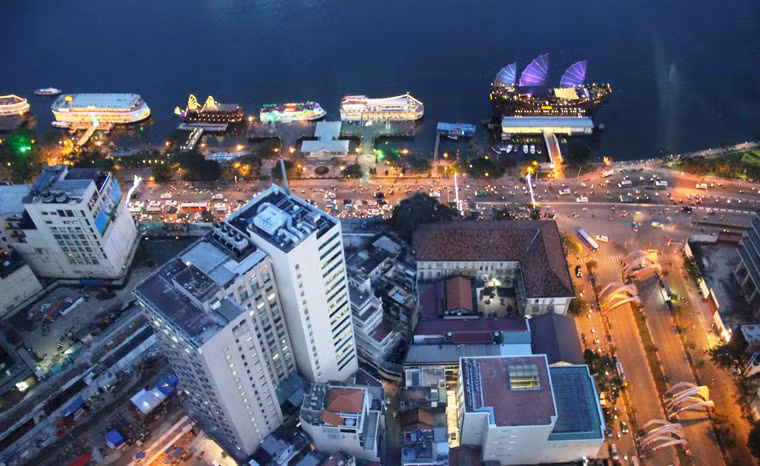 Bến Nhà Rồng, cầu Calmet...