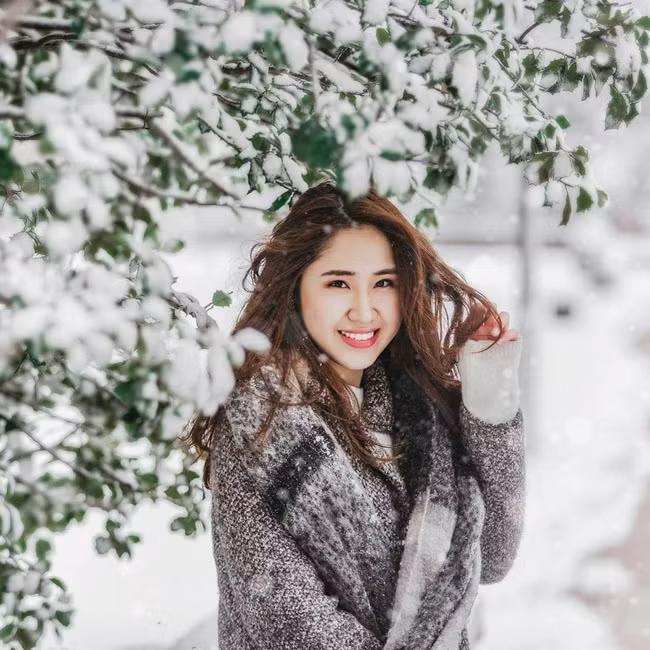 Tuy vậy, điều ấn tượng hơn cả khi nhắc đến Ngọc Mai không phải là thành tích đáng nể kia, mà là chiều cao ấn tượng - 1m73 với đôi chân dài miên man và gương mặt xinh đẹp không kém hot girl.