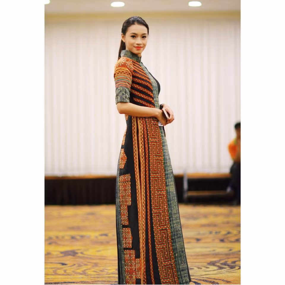 Trở thành Tân Hoa khôi Ngoại thương một cách rất thuyết phục, Ngọc Anh nhận được nhiều sự quan tâm của các sinh viên trong và ngoài trường Đại học Ngoại thương, cùng với đó là cộng đồng giới trẻ Việt nói chung. Tìm hiểu thêm về Ngọc Anh, được biết đây là một cô nàng có cá tính và những sở thích, đam mê cùng một phong cách sống rất thú vị.