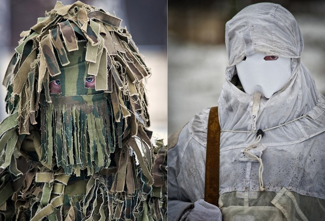 Ngoài khả năng chiến đấu, lính bắn tỉa cũng cần đưa ra quyết định nhanh chóng trong thời gian ngắn. Họ phải chọn nơi ẩn nấp và vật liệu hóa trang để kẻ địch không thể phát hiện vị trí của họ.