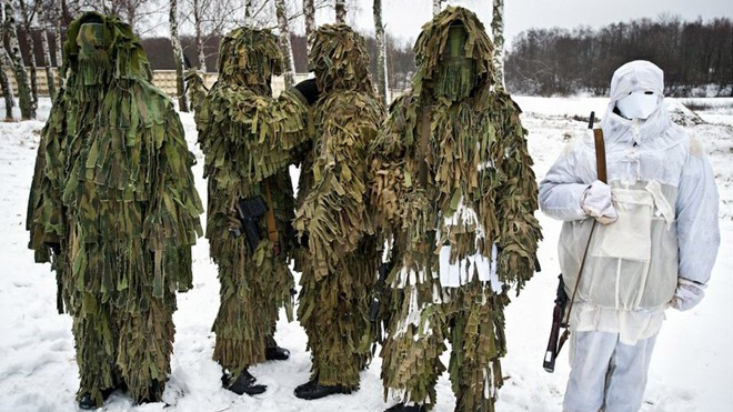 Quân đội Nga đang lập kế hoạch đào tạo lực lượng lính bắn tỉa hiệu quả và xây dựng họ thành một đội quân chính quy, chuyên nghiệp và là một phần của lực lượng bộ binh Nga. Theo chương trình mới, các xạ thủ bắn tỉa sẽ phải trải qua khóa đào tạo dài từ 3 tới 4 năm để họ có thể bắn trúng mục tiêu ở khoảng cách xa, phối hợp nhuần nhuyễn, hiệu quả khi tác chiến theo cặp.