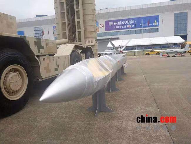 Theo các nguồn tin ít ỏi, WS-600L được phát triển bởi Học viện Công nghệ Hàng không Vũ trụ Tứ Xuyên (SCAAT) - một bộ phận “con” của Tổng Công ty Khoa học và Công nghệ Hàng không Vũ trụ Trung Quốc (CASC). Nguồn ảnh: China.com