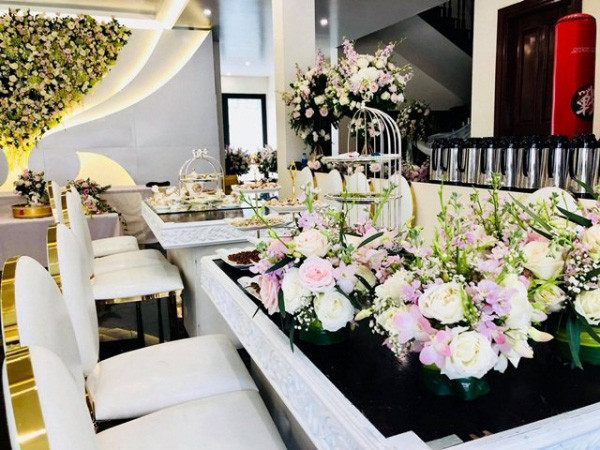 Tổng chi phí để tổ chức đám cưới khoảng 2 tỷ đồng.