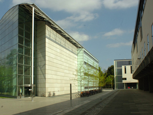 Khuôn viên khoa Pháp luật tại ĐH Cambridge.