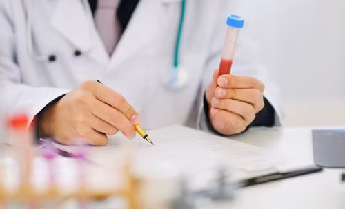 Nếu nghi ngờ môi trường sống và thực phẩm bạn đang sử dụng có nguy cơ nhiễm độc chì bạn có thể sử dụng những cách giải độc chì bằng thực phẩm tự nhiên dưới đây. Ảnh: Getty.