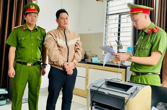 Đà Nẵng: Bắt Tổng giám đốc Công ty cổ phần tài chính Vietnam Capital Da Nang: Bat Tong giam doc Cong ty co phan tai chinh Vietnam Capital