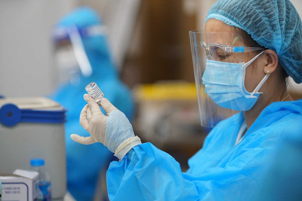 Trên cơ sở đó, đã được giao trọng trách trở thành dây chuyền tiêm chủng độc lập, cùng các dây chuyền khác tiếp tục đẩy nhanh tiến độ tiêm chủng toàn dân.