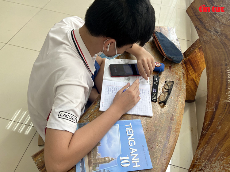 Lop hoc online ‘da chien’ o TP Ho Chi Minh-Hinh-6