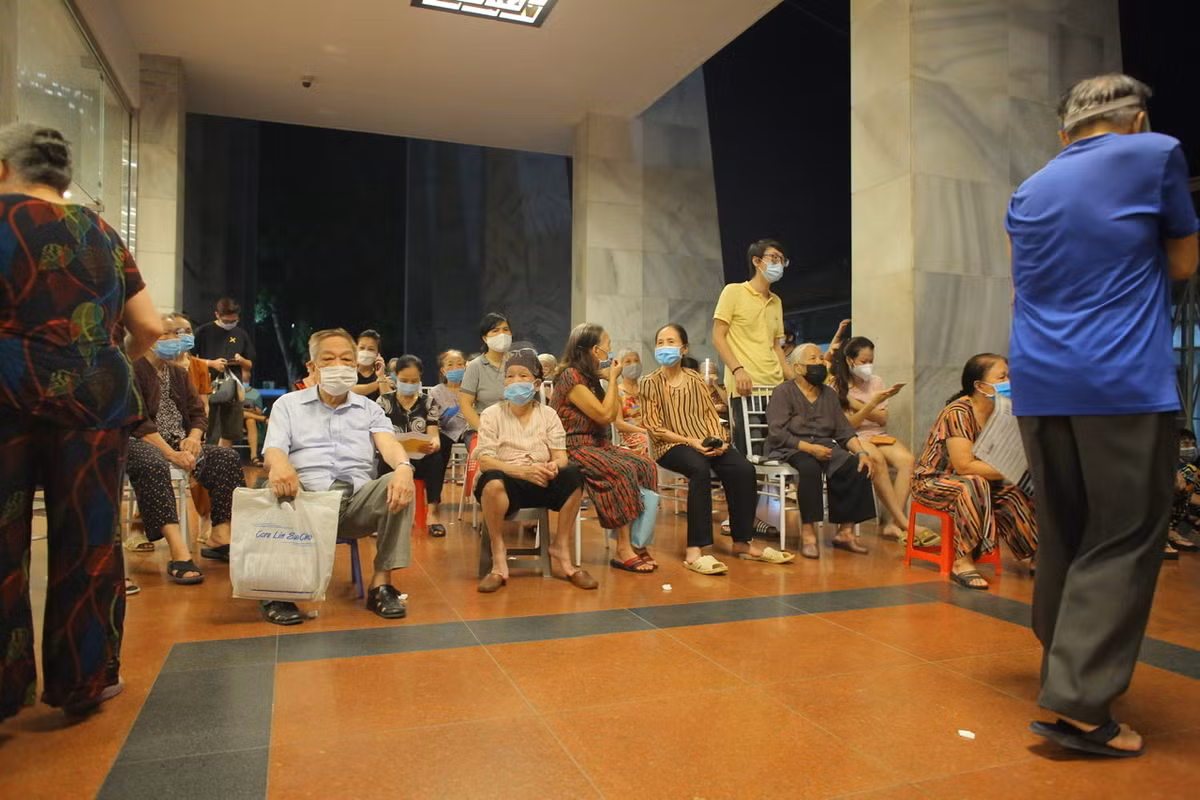 Đây cũng là đợt tiêm mở rộng để đảm bảo sức khoẻ cho toàn dân.