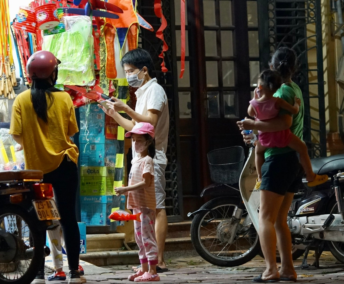 Nguyên nhân do quận Cầu Giấy được UBND Thành phố Hà Nội “nới lỏng” cho một số hoạt động từ ngày 16/9.