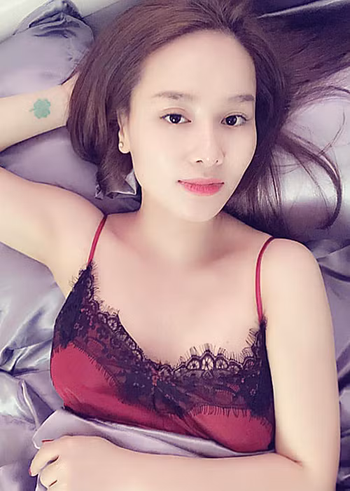 Năm 2012, vợ cũ của Thành Trung rời Hà Nội để vào Sài Gòn bắt đầu cuộc sống mới.