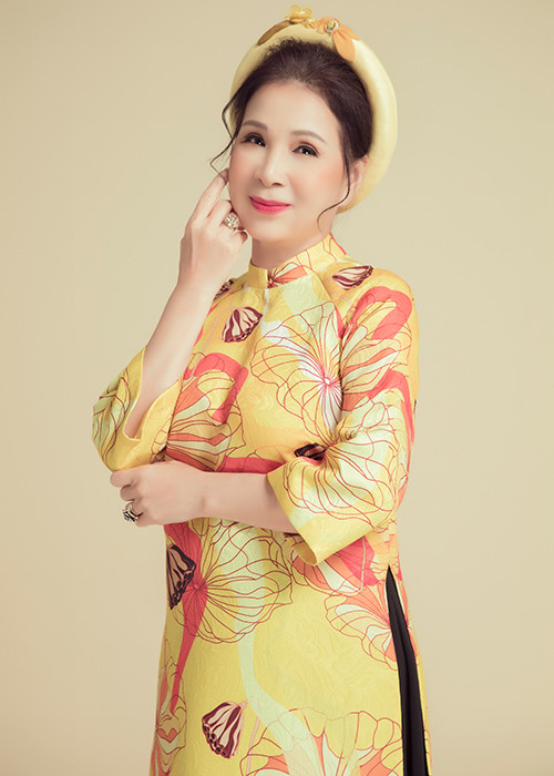 Nữ nghệ sĩ gắn liền với nhiều vai diễn người mẹ tần tảo, chịu thương chịu khó.