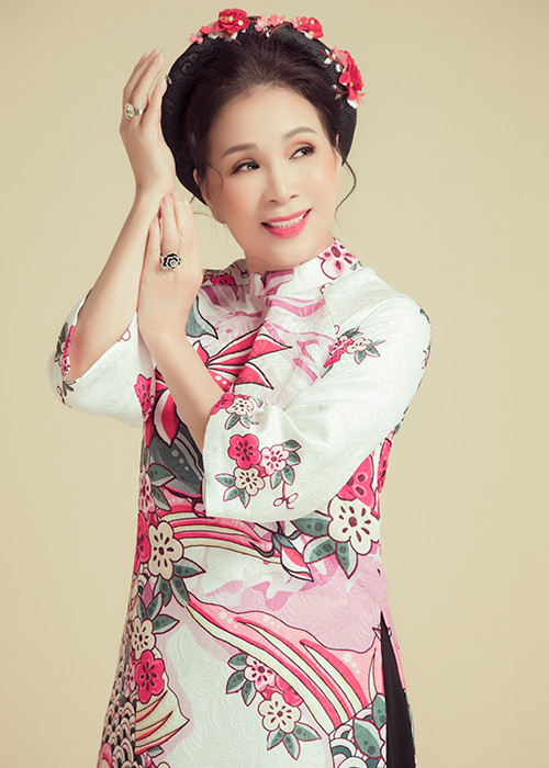 Được biết, con trai của nghệ sĩ Kim Xuân là nam ca sĩ Huy Luân.