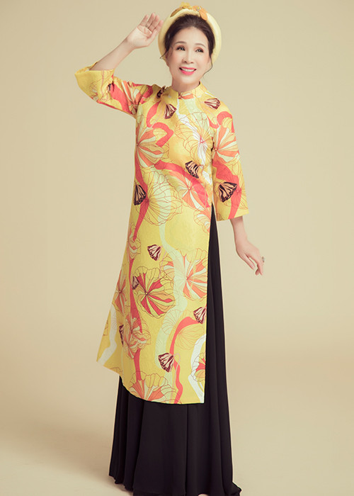 Nghệ sĩ Kim Xuân cũng chia sẻ sự nghiệp của cô thăng hoa là nhờ gia đình.