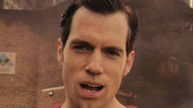 Superman trong Justice League (Liên minh công lý): Henry Cavill đã ký hợp đồng với điều khoản bắt buộc phải để râu khi quay Mission: Impossible 6. Do đó khi anh phải thực hiện một số cảnh quay lại trong Justice League, hãng phim Warner Bros. đã phải dùng kỹ xảo để xoá bộ râu kia đi. Tuy nhiên máy tính lại không thực hiện tốt việc này, khiến môi trên của Siêu nhân trông không thể ảo hơn. Nó đã trở thành một chủ đề bị phê bình nhiều nhất trong bộ phim này.