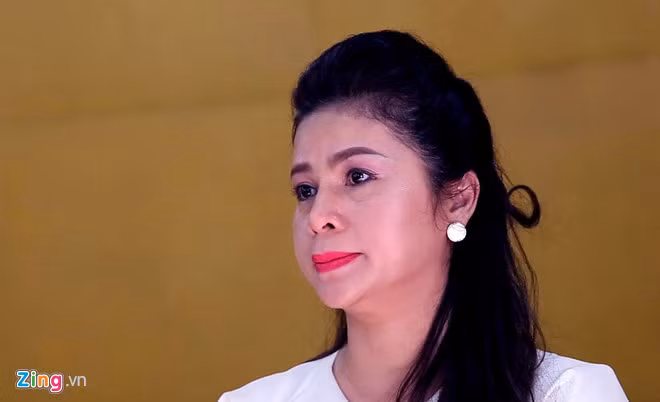 Vo chong 'vua' ca phe Trung Nguyen tiep tuc ra toa ly hon-Hinh-2