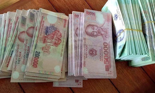 Bao li xi, cay tai loc bang tien that van bay ban du bi cam