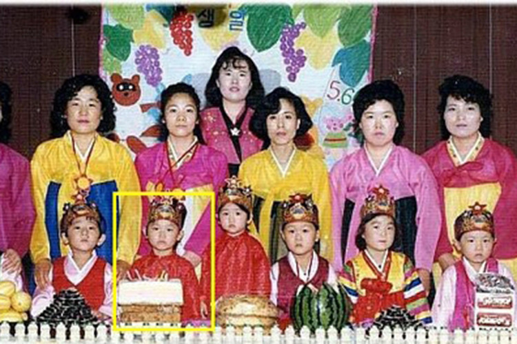 Bà xã của Trấn Thành sở hữu gương mặt bầu bĩnh khi còn bé. Ảnh: Sức khỏe cộng đồng