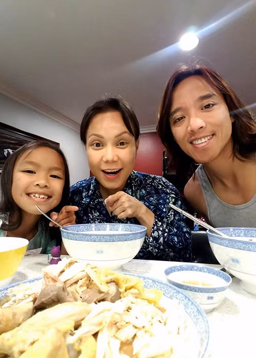 Nữ nghệ sĩ chia sẻ, trải qua những giai đoạn khó khăn, cô rất trân trọng hạnh phúc hiện tại.