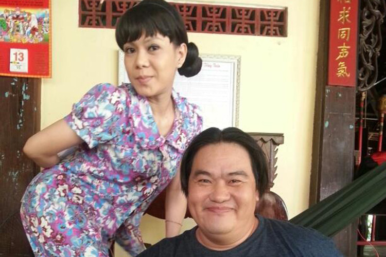 Hoàng Mập còn dặn Việt Hương: "Nếu anh chết sớm, vợ anh còn trẻ. Em lo chồng mới cho vợ anh. Nếu bà ấy không chịu thì thôi không ép”. Ảnh: FBNV