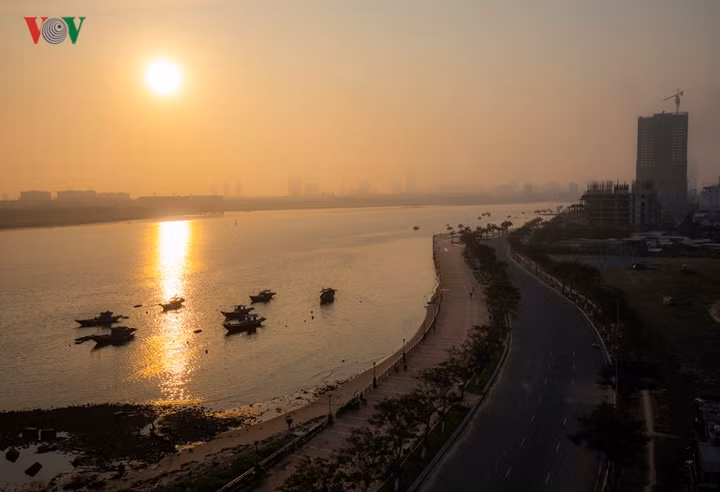 Dòng sông Hàn thơ mộng.