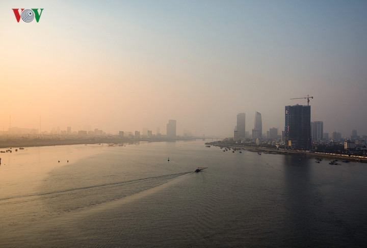 Trên sông Hàn Đà Nẵng.