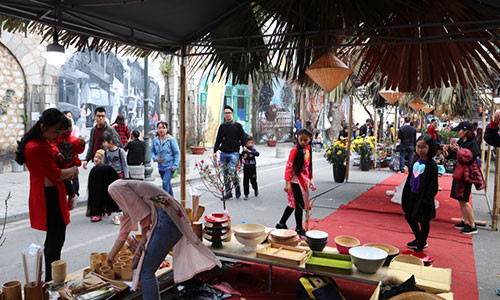 Du bao thoi tiet mung 3 Tet: Sang co suong mu, ngay nang