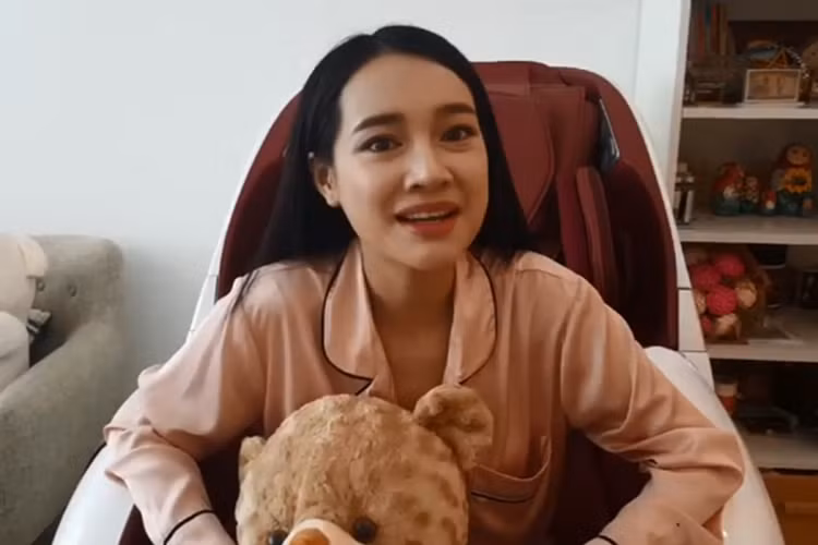 Hình ảnh Nhã Phương lộ mắt nhăn nheo, quầng thâm sau khi kết hôn. Ảnh: Vietnamnet