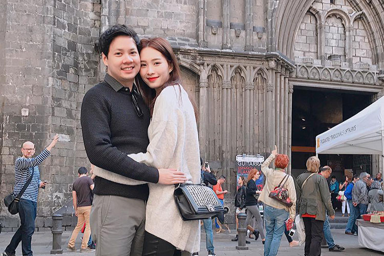 Kết hôn đã lâu, Đặng Thu Thảo mới công khai ảnh rất thân mật bên Trung Tín thời còn hẹn hò.