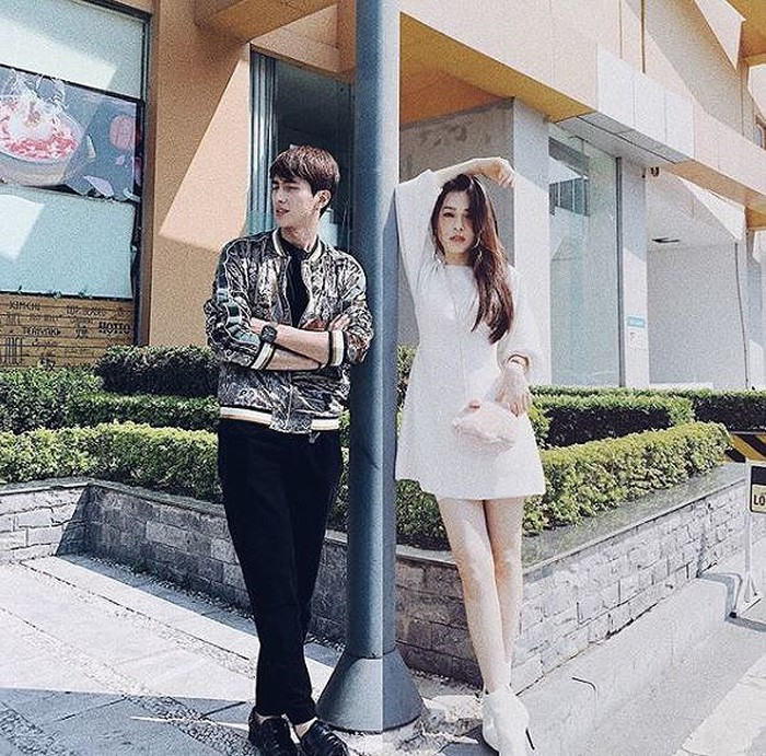 Cả hai cho biết họ hoàn toàn nghiêm túc với chuyện tình cảm này. Họ cũng rất vui khi được rất nhiều người ủng hộ và chúc mừng.