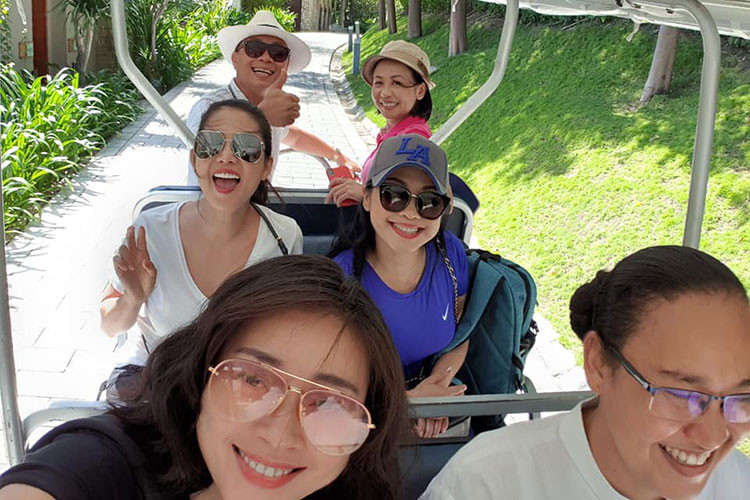 Nữ diễn viên tự thưởng cho mình các chuyến du lịch sau thời gian dài dành cho công việc.