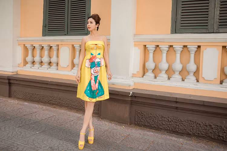 Không chỉ đắt show dẫn chương trình, Jennifer Phạm hiện còn có tổ ấm hạnh phúc.