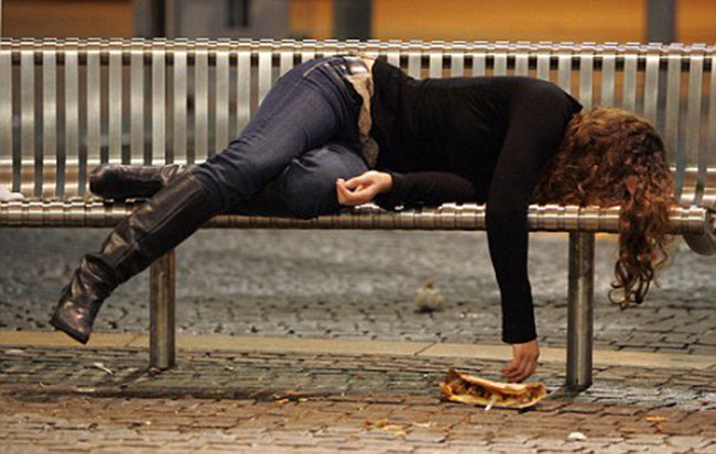 Vui thôi chứ đừng vui quá như thế này.