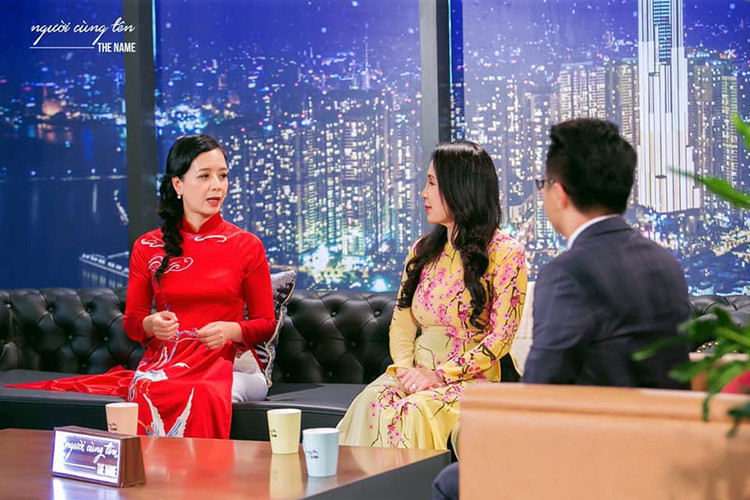 Nghệ sĩ Chiều Xuân và Kim Xuân cùng làm khách mời cho một chương trình về Tết.