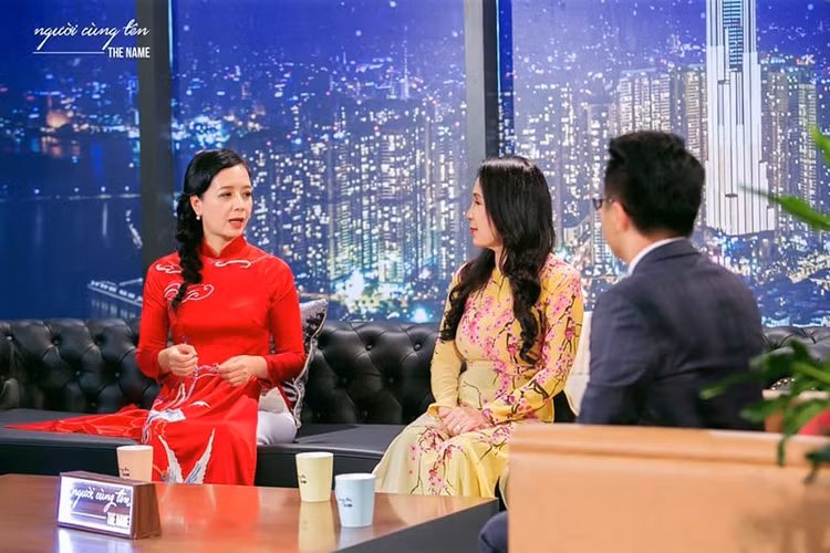 Nghệ sĩ Chiều Xuân và Kim Xuân cùng làm khách mời cho một chương trình về Tết.