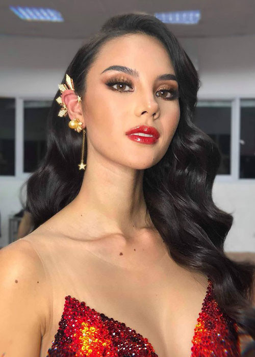 Catriona Gray - đương kim Hoa hậu Hoàn vũ Thế giới xếp thứ ba.
