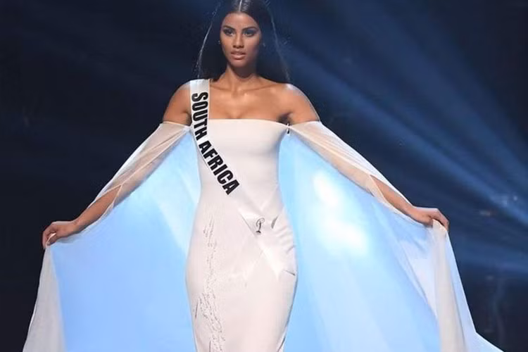 Tamaryn Green - Á hậu 1 Hoa hậu Hoàn vũ Thế giới 2018 - giành vị trí thứ 2 trong top 5 Hoa hậu của các hoa hậu năm 2018.