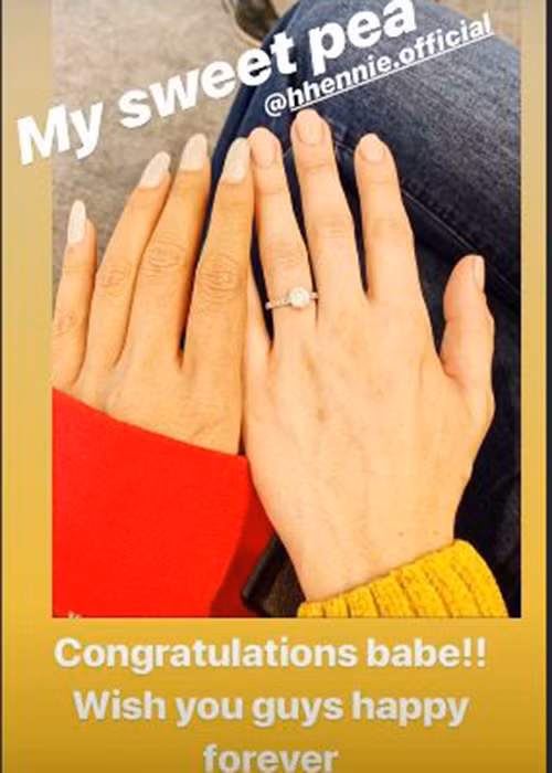 Có dịp gặp lại Sarah, Hoa hậu H'hen Niê gửi lời chúc mừng người đẹp này đã đính hôn. "Chúc mừng bạn yêu. Chúc các bạn mãi mãi hạnh phúc", H'hen Niê nhắn nhủ Sarah.