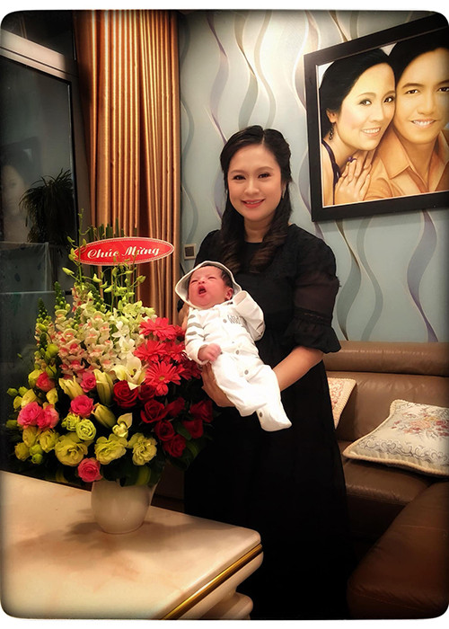 Thanh Thúy sinh lần 2 sau nhiều năm có con trai đầu lòng.