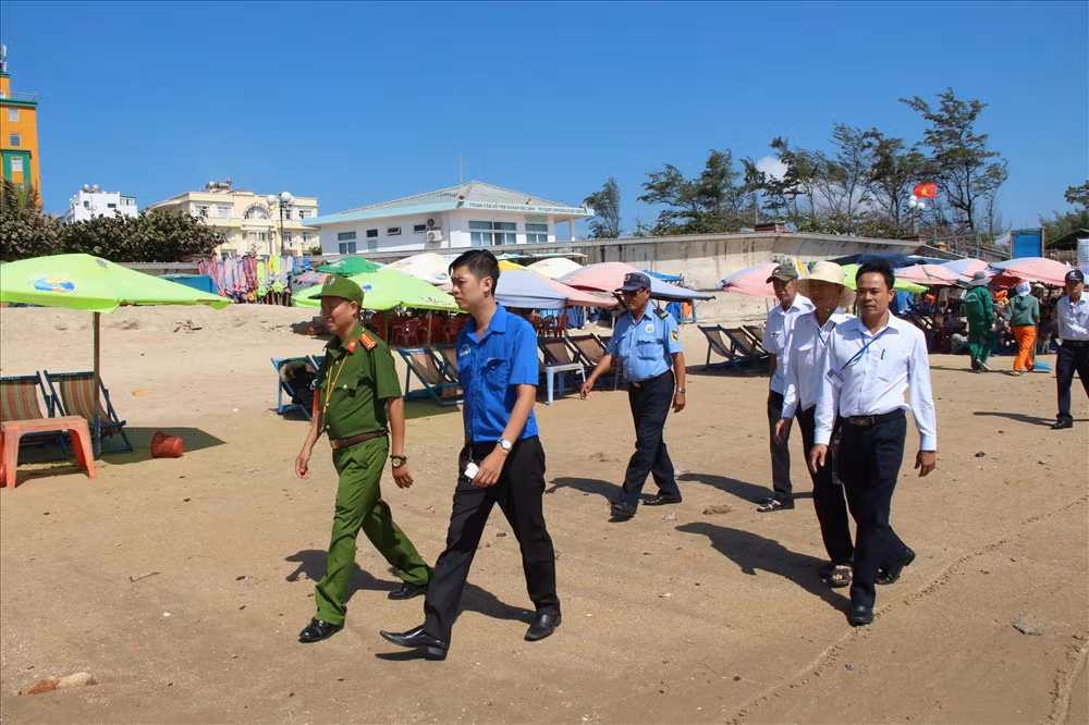 Nguoi dan do ve Vung Tau tam bien nhung ngay Tet tang dot bien-Hinh-3
