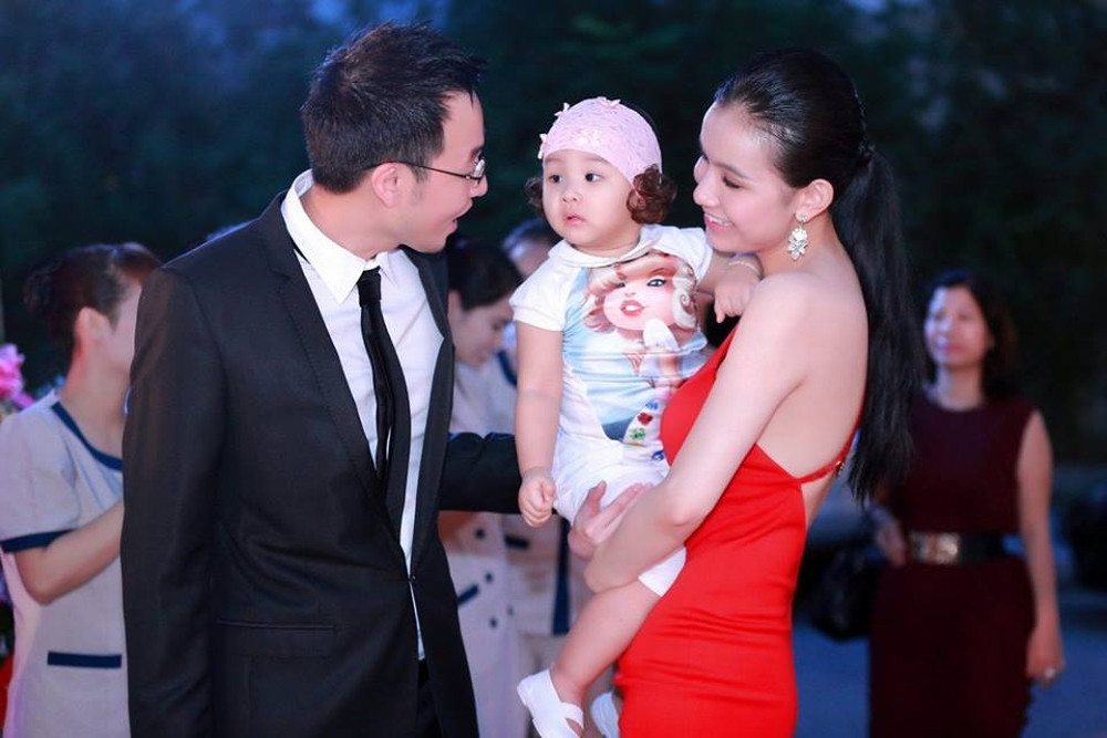 Thời điểm đó, bé Mon mới chỉ 1 tuổi nhưng đã sở hữu ngoại hình bụ bẫm.