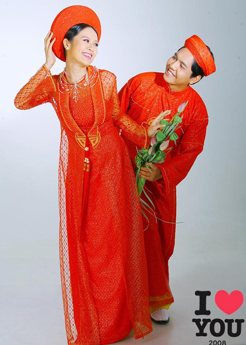 Đôi vợ chồng trẻ vô cùng hạnh phúc sau khi về chung một nhà.