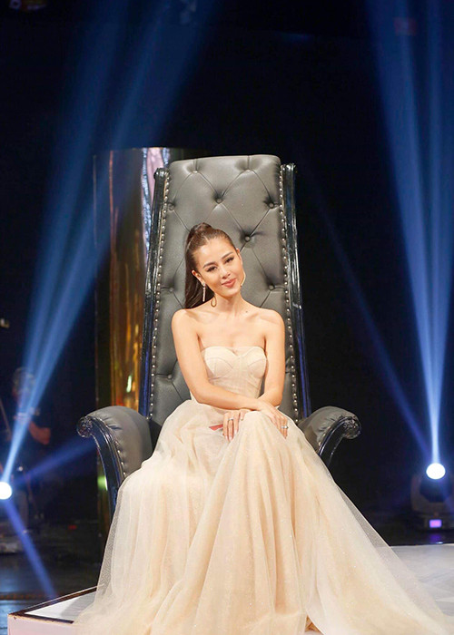 Thân thiết với Hoài Linh nhưng nữ nghệ sĩ hài phủ nhận nghi vấn dựa hơi đàn anh để nổi tiếng.