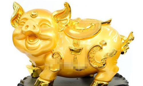 Cach mua vang ngay Than Tai de may man ca nam?