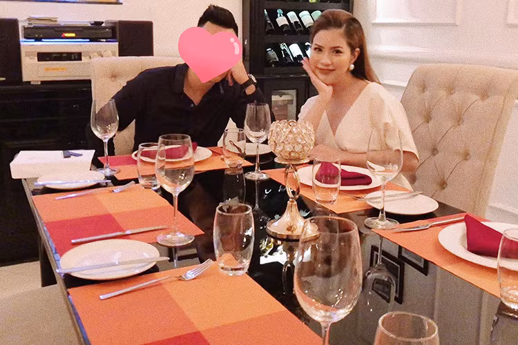 Moi quan he Viet Anh va vo ra sao sau on ao ran nut?